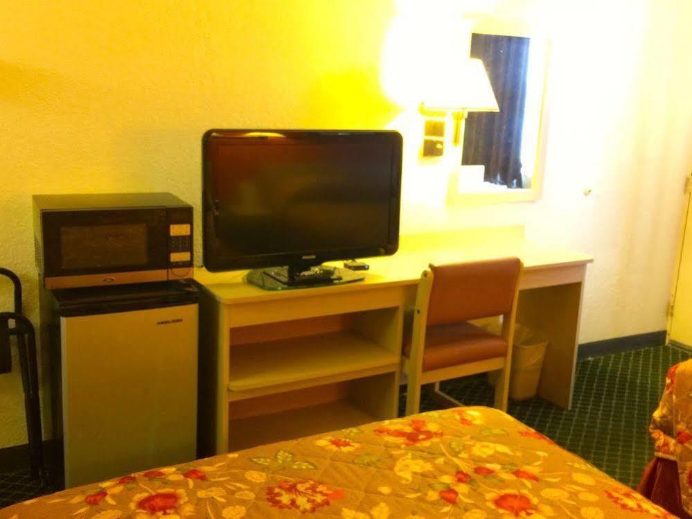 Qc Stay Inn Молайн Экстерьер фото